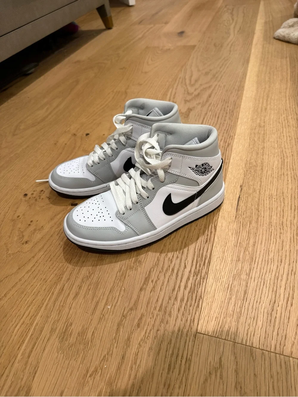 Womens Air Jordan 1 Mid Grey Fog